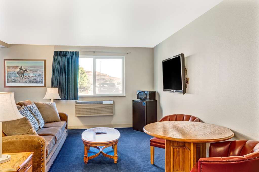 Americas Best Value Inn Sparks Oda fotoğraf